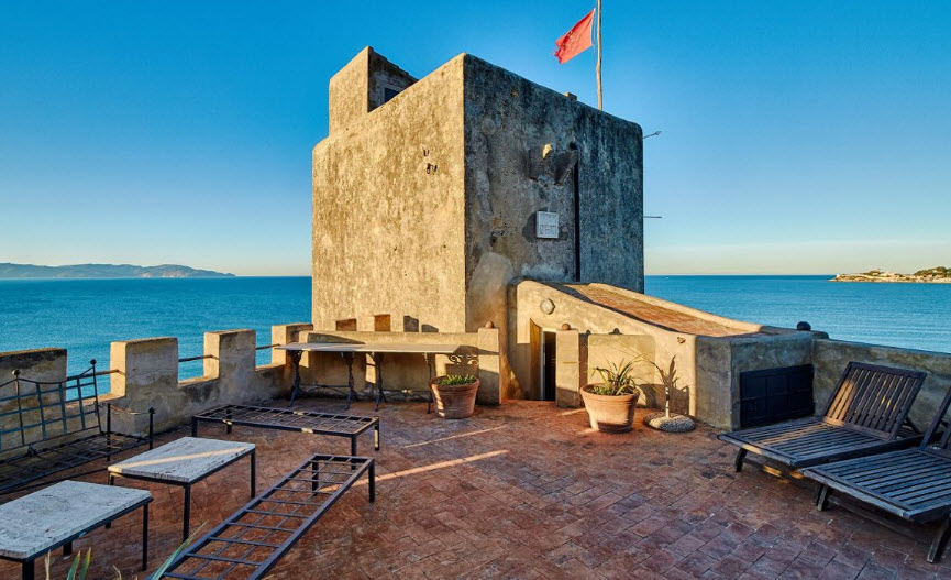 Tower of Talamonaccio, Italy